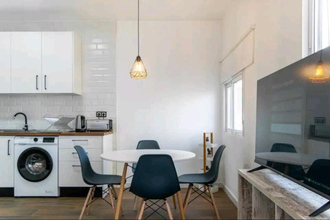 Albufereta Cozy Studio With A Great Terrace Lägenhet Alicante Exteriör bild