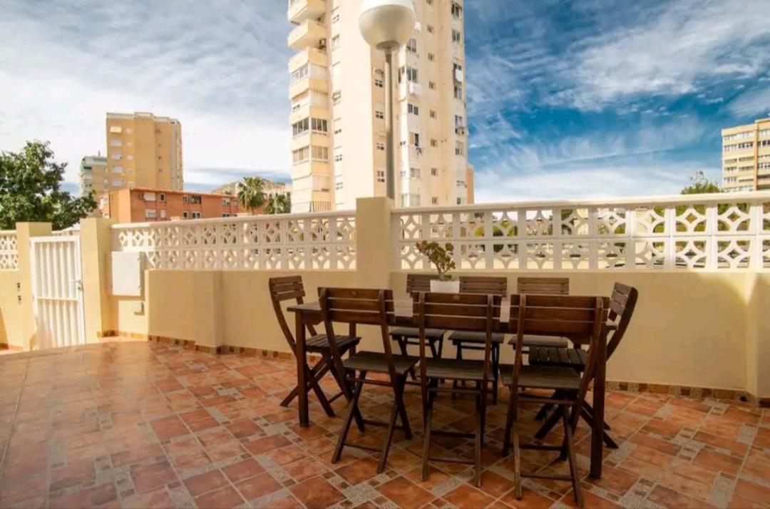 Albufereta Cozy Studio With A Great Terrace Lägenhet Alicante Exteriör bild